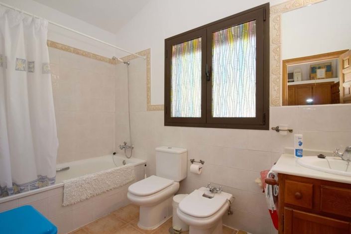 Image No.22-4 Bed Villa for sale