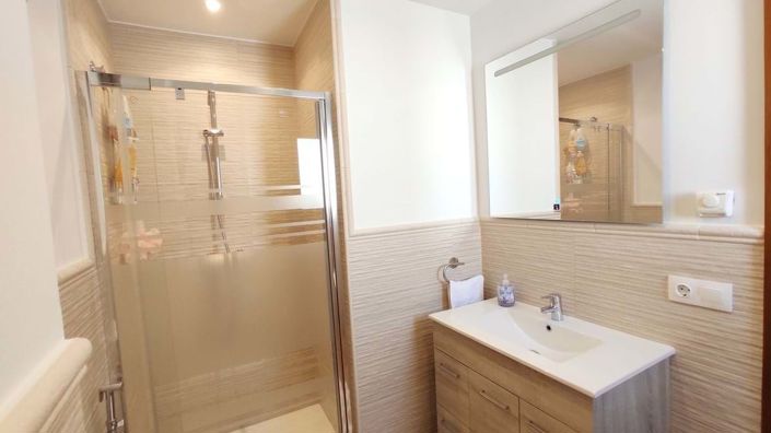 Image No.30-3 Bed Villa for sale