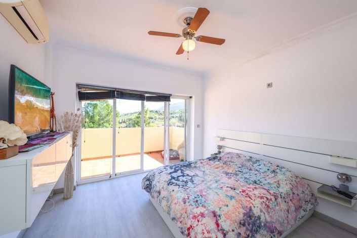 Image No.18-3 Bed Villa for sale