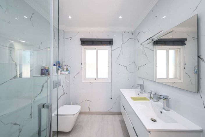 Image No.28-3 Bed Villa for sale