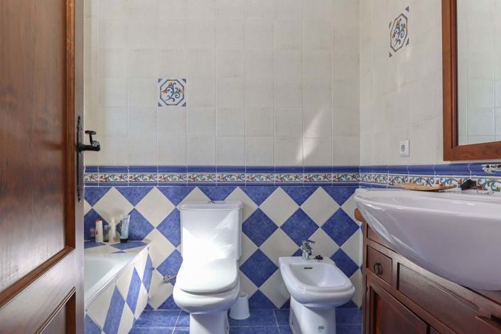 Image No.21-3 Bed Villa for sale