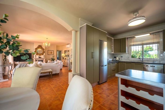 Image No.11-3 Bed Villa for sale