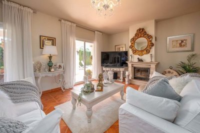 1447-662985-78d1f4f8b6655591b02d22fabb36a692d