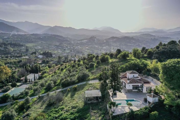 Image No.33-3 Bed Villa for sale