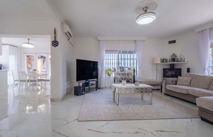 Image No.5-3 Bed Villa for sale