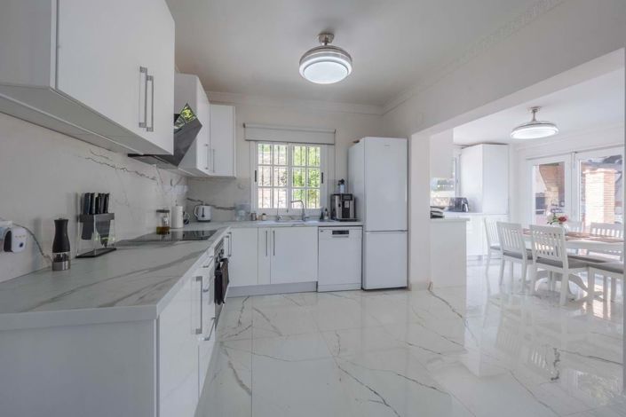 Image No.8-3 Bed Villa for sale