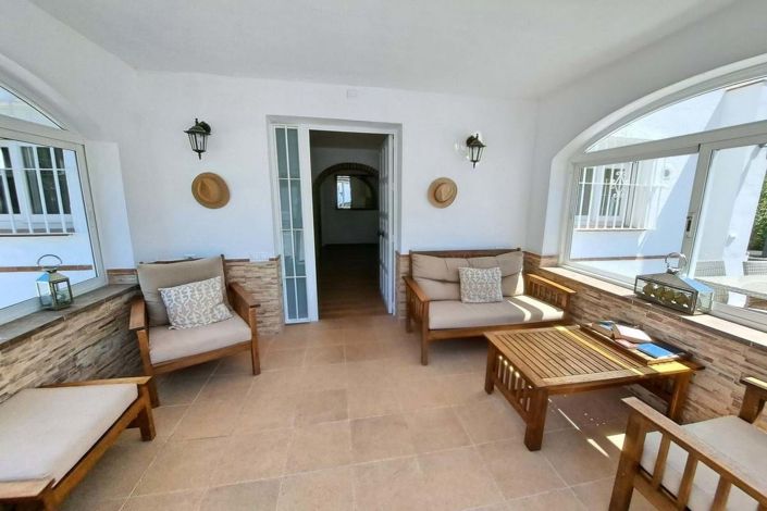 Image No.17-5 Bed Villa for sale