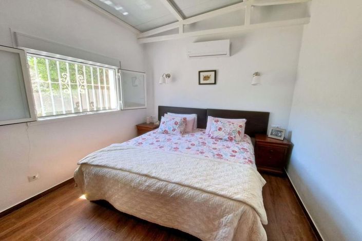 Image No.39-5 Bed Villa for sale