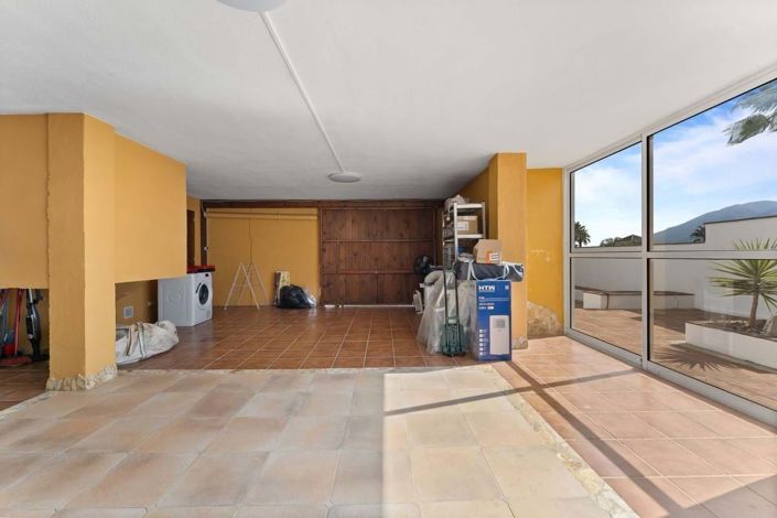 Image No.25-4 Bed Villa for sale