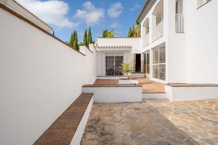 Image No.31-4 Bed Villa for sale