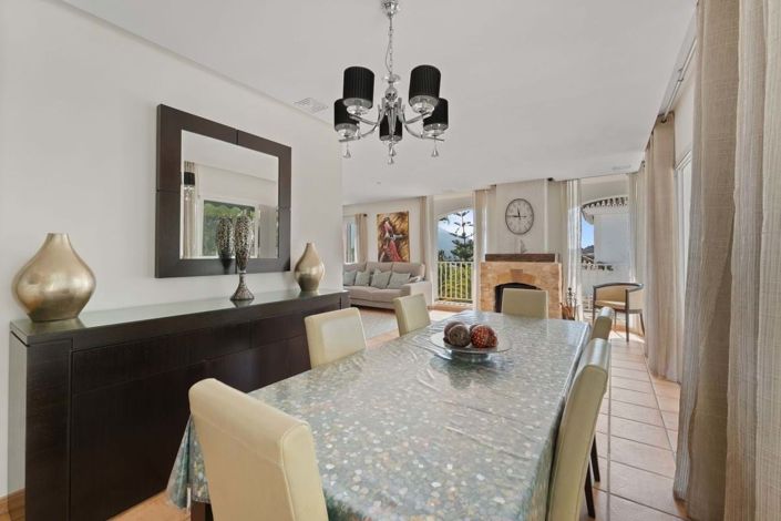 Image No.6-4 Bed Villa for sale