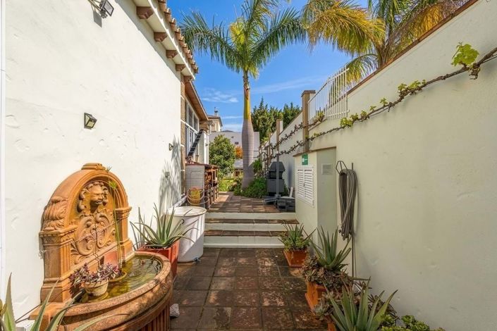 Image No.33-3 Bed Villa for sale