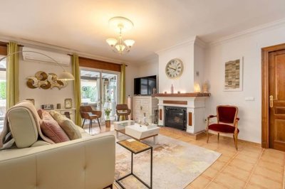 1447-662995-78d1f4f8b6655591b02d22fabb36a692d