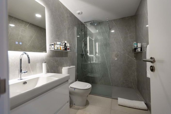 Image No.11-3 Bed Apartment for sale