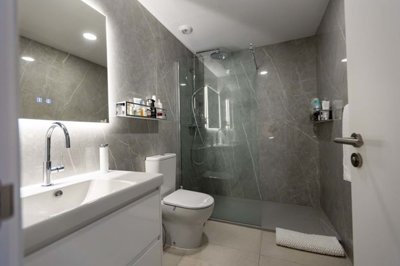 1447-663110-78d1f4f8b6655591b02d22fabb36a692d