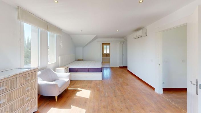 Image No.17-6 Bed Villa for sale