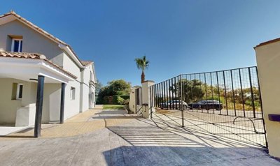 1447-663247-78d1f4f8b6655591b02d22fabb36a692d