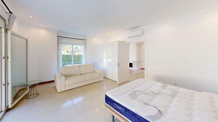 Image No.27-6 Bed Villa for sale