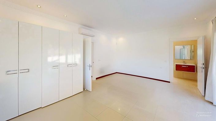 Image No.39-6 Bed Villa for sale