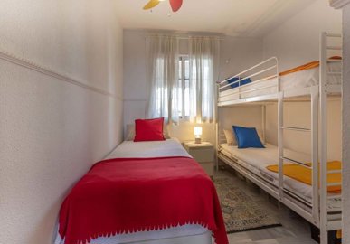 1447-663469-78d1f4f8b6655591b02d22fabb36a692d