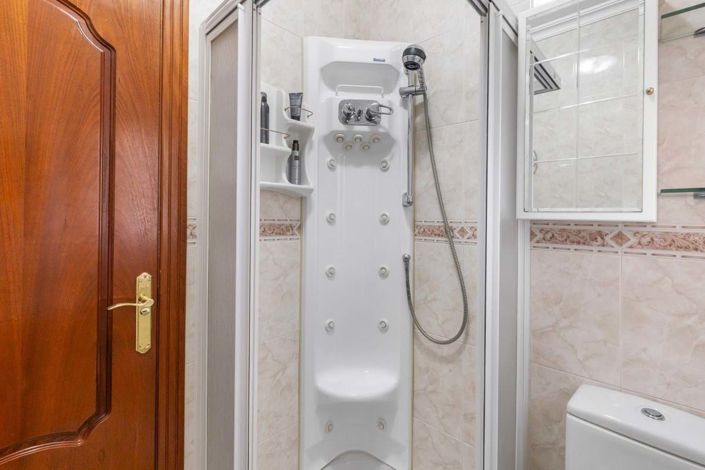 Image No.21-5 Bed Villa for sale