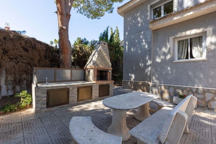 Image No.40-5 Bed Villa for sale