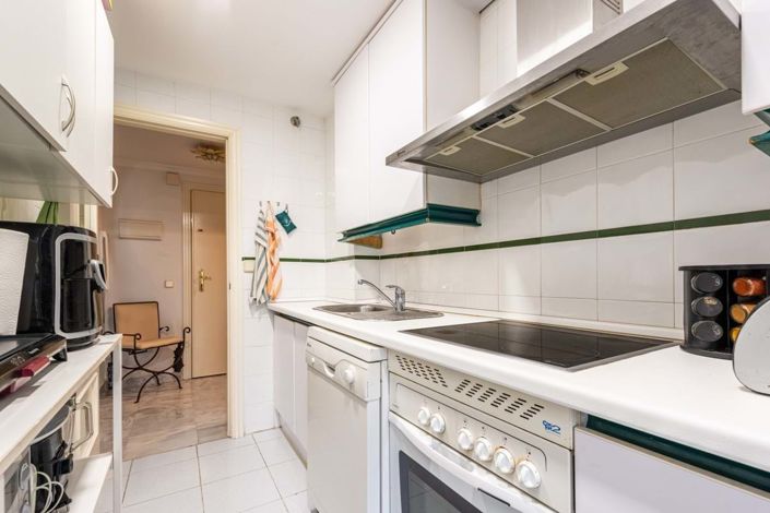 Image No.16-2 Bed Apartment for sale