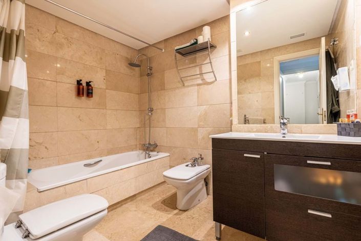 Image No.17-2 Bed Apartment for sale