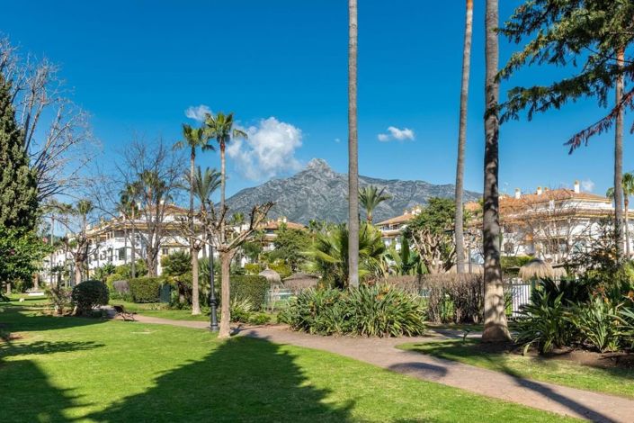 Image No.24-2 Bed Apartment for sale