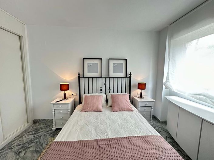 Image No.12-2 Bed Apartment for sale