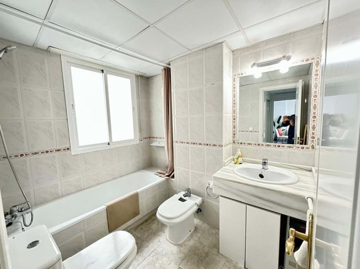 Image No.14-2 Bed Apartment for sale