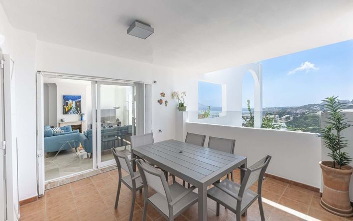 Image No.10-3 Bed Apartment for sale