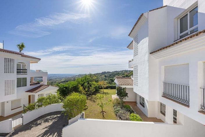 Image No.11-3 Bed Apartment for sale