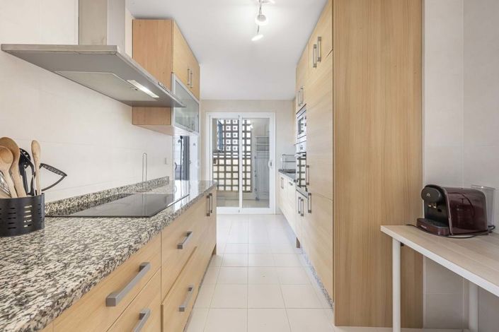 Image No.14-3 Bed Apartment for sale