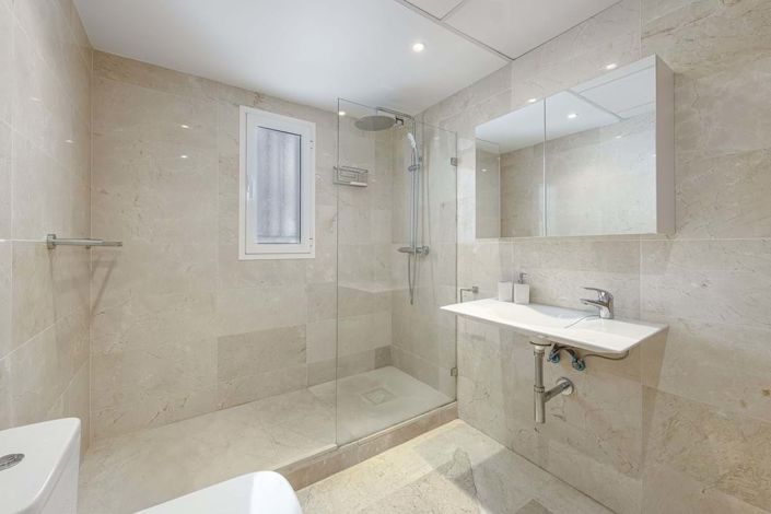 Image No.24-3 Bed Apartment for sale