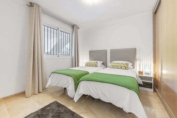 Image No.26-3 Bed Apartment for sale