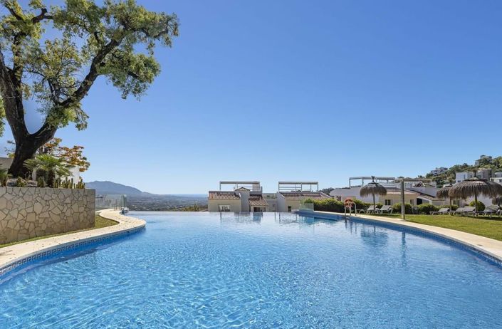 Image No.31-3 Bed Apartment for sale