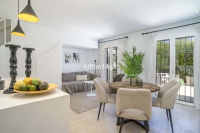 1447-663812-78d1f4f8b6655591b02d22fabb36a692d