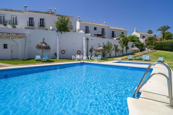 Image No.23-2 Bed Townhouse for sale