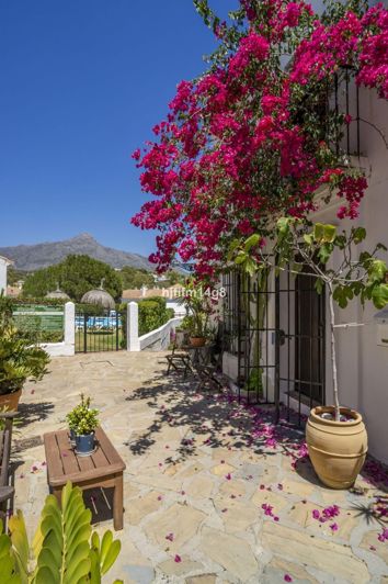 Image No.30-2 Bed Townhouse for sale