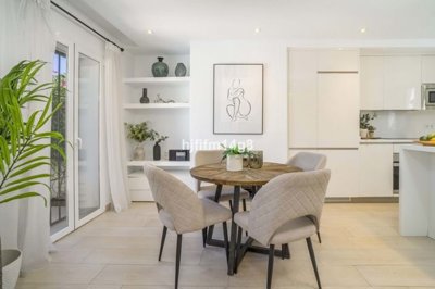 1447-663812-78d1f4f8b6655591b02d22fabb36a692d