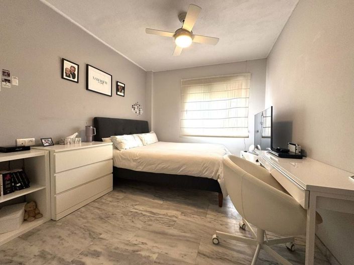 Image No.11-3 Bed Apartment for sale