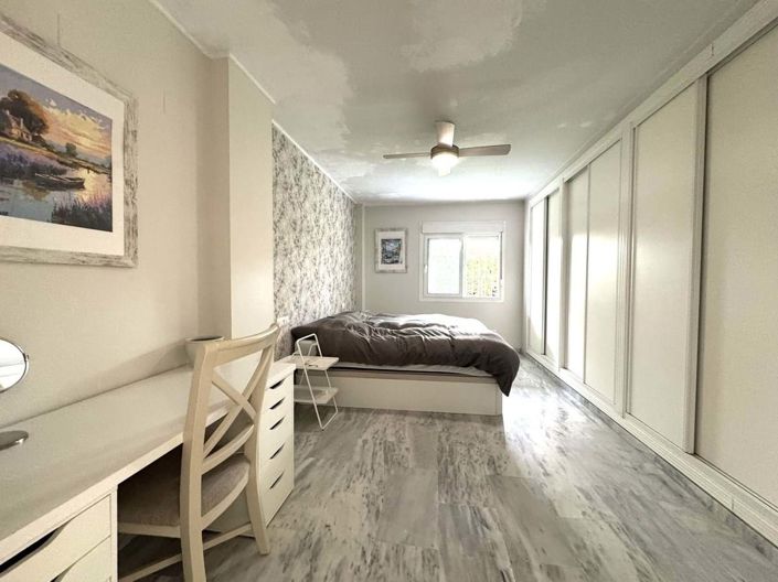 Image No.13-3 Bed Apartment for sale