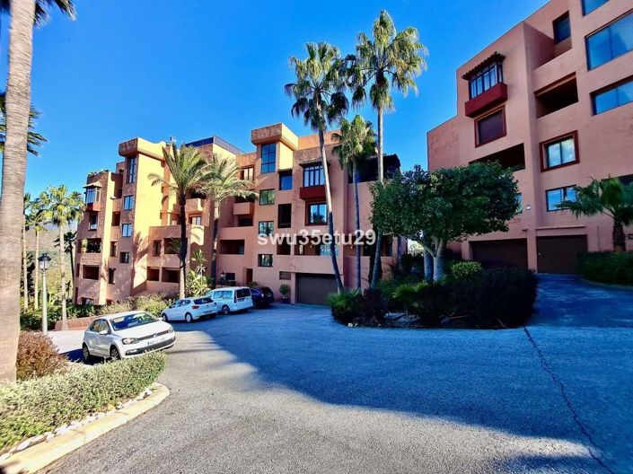 Image No.20-2 Bed Apartment for sale