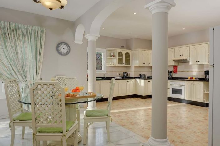 Image No.13-Villa de 4 chambres à vendre à Mijas Costa