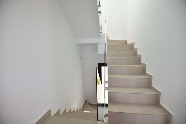 Image No.15-3 Bed Villa for sale