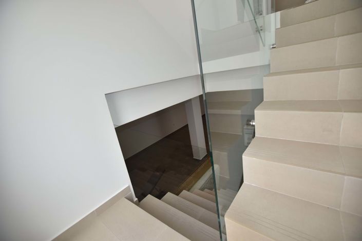 Image No.32-3 Bed Villa for sale