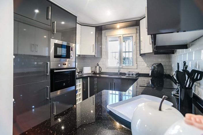 Image No.32-3 Bed Villa for sale