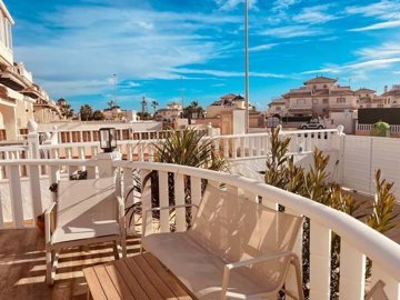 1447-663964-78d1f4f8b6655591b02d22fabb36a692d