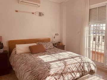 1447-663964-78d1f4f8b6655591b02d22fabb36a692d